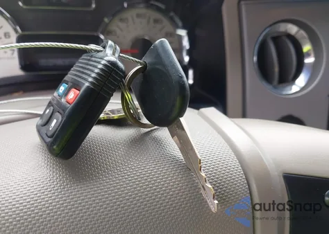 2007 Ford Expedition Limited из США, поврежденный, VIN 1FMFU195X7LA68538